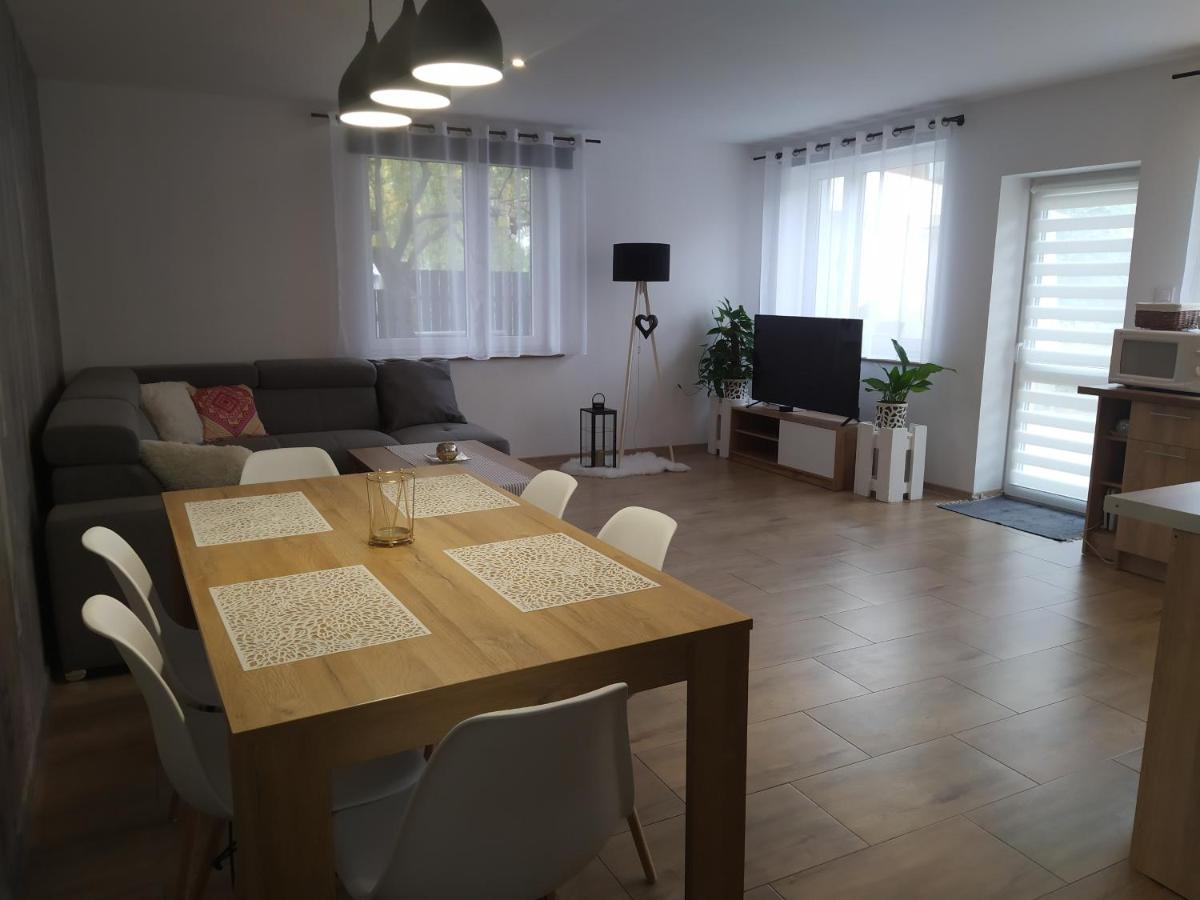 Apartament Kaola Jelenia Góra Kültér fotó